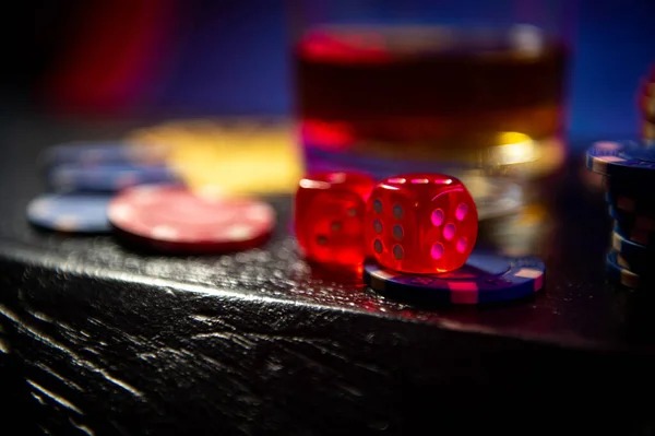 Pretty Gaming live dealer blackjack table on jco slot showing dealer and live chat